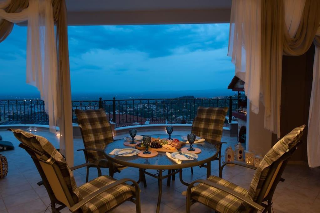 Amazing View With Huge Balcony Apartment Veria  Exterior photo