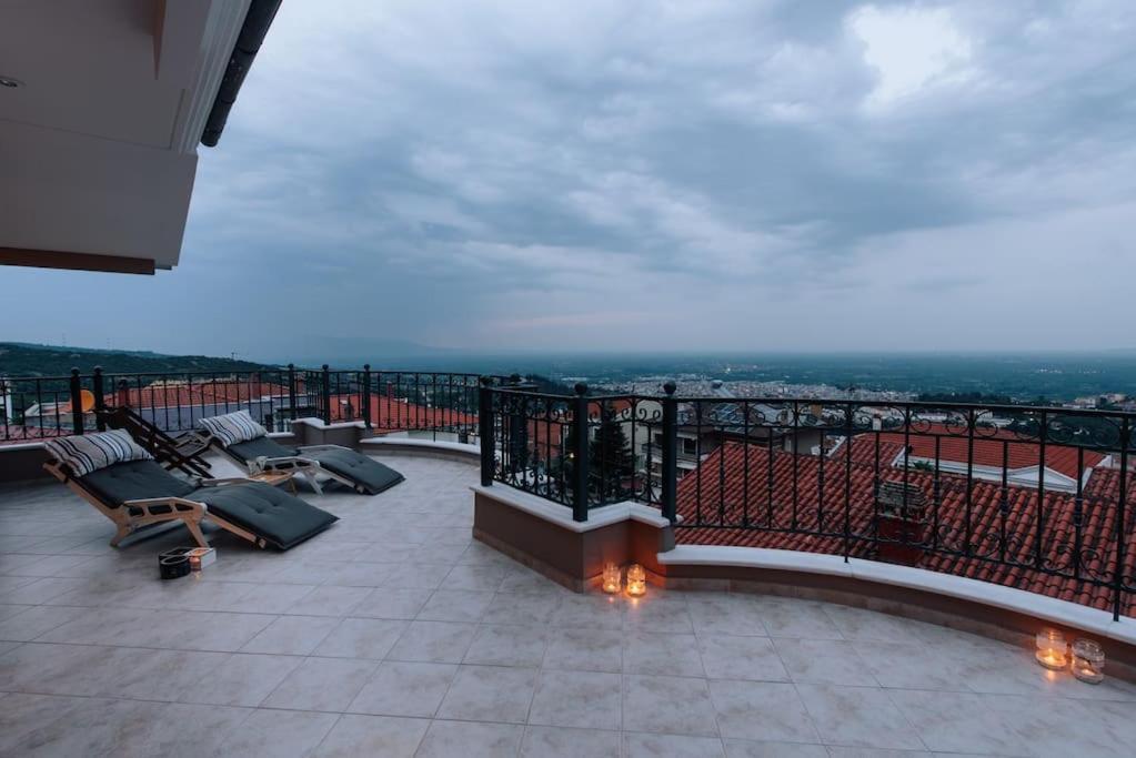 Amazing View With Huge Balcony Apartment Veria  Exterior photo
