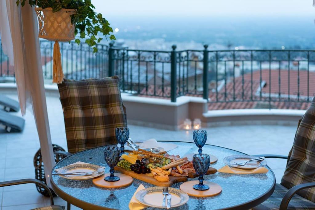 Amazing View With Huge Balcony Apartment Veria  Exterior photo