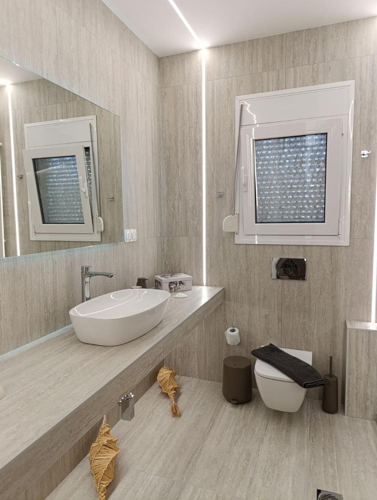 Amazing View With Huge Balcony Apartment Veria  Exterior photo